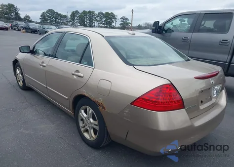 2007 Honda Accord 2.4 Ex из США, поврежденный, VIN 1HGCM56827A170362